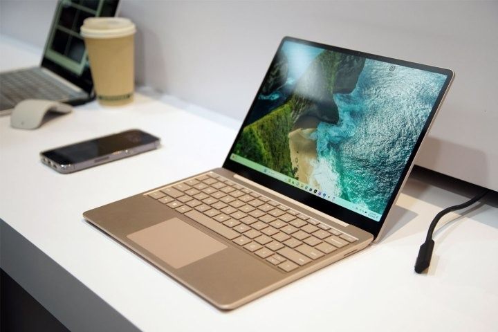 Surface Laptop