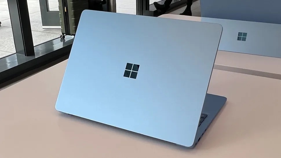 Surface Laptop 7