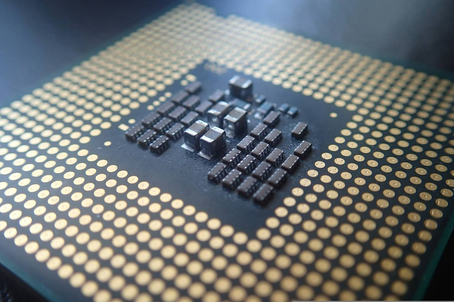 CPU