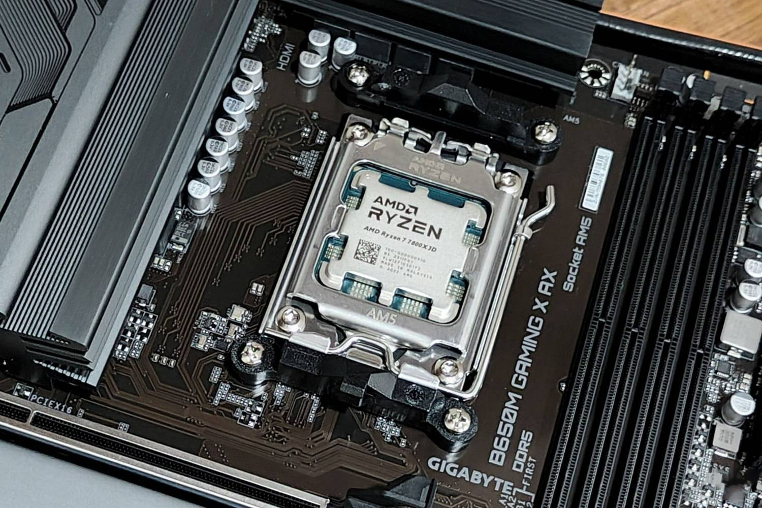 CPU