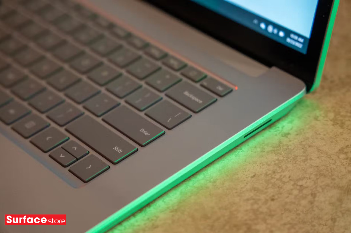 Surface Laptop 